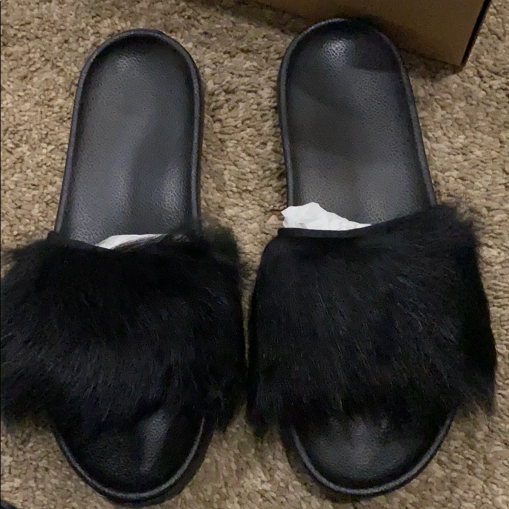 Ugg Sandals/Slippers